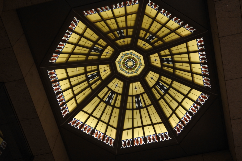 残されたステンドグラス