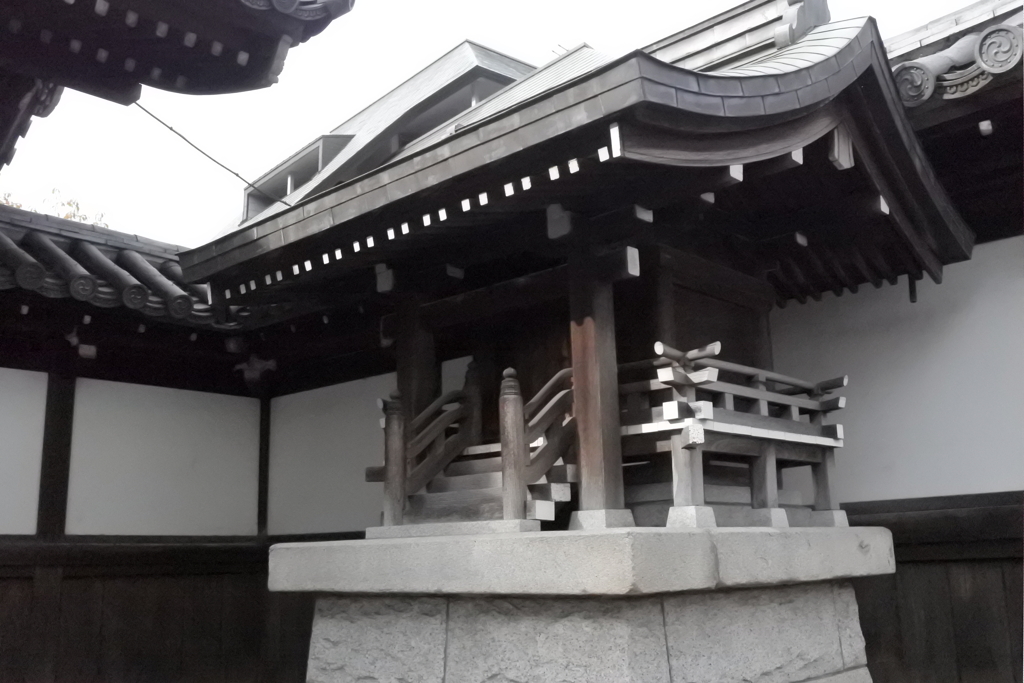 山門脇