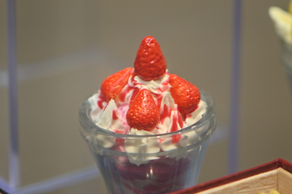 いちごのパフェ
