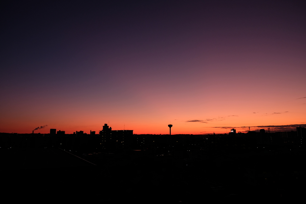夜明け前