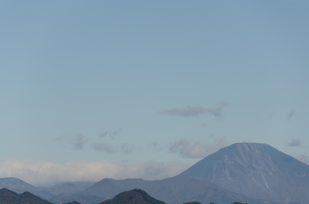 男体山