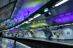 パリ地下鉄駅２