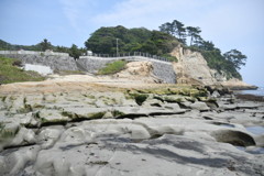 なめらかな岩