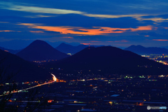 残照と夜景