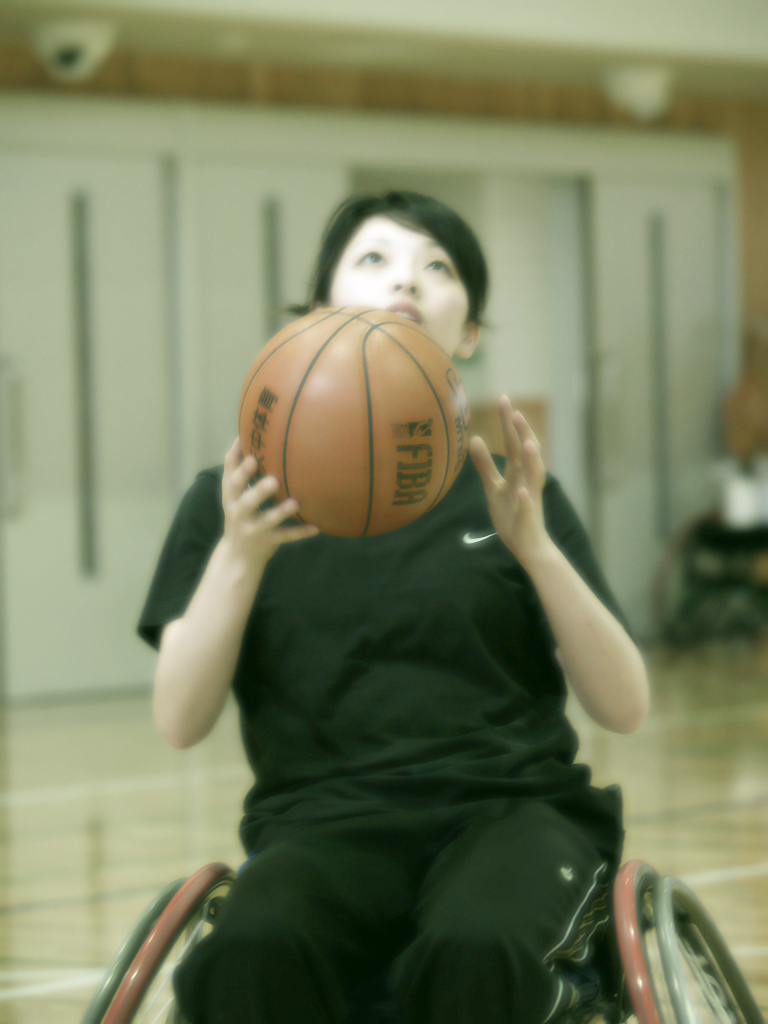 It's difficult to shoot.