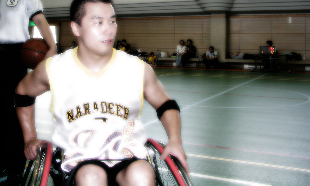 Heat battle, gymnasium.