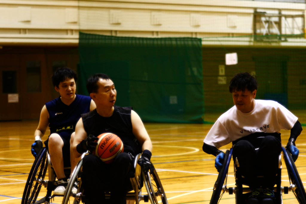 Men aiming for the top in Japan.