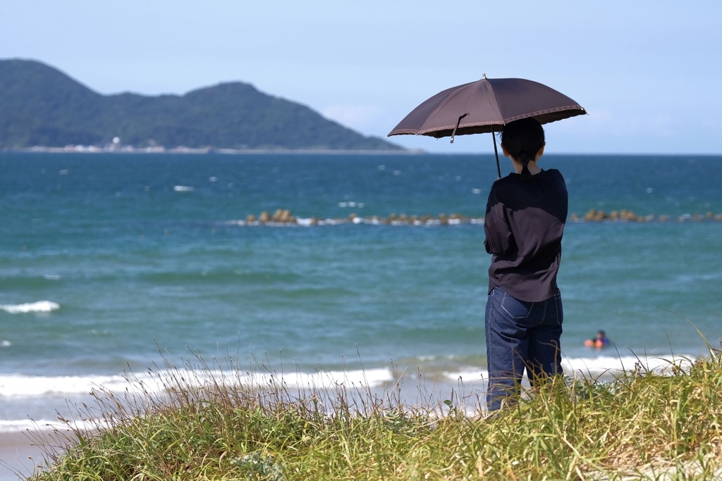 晩夏の浜辺