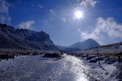 久住山への山道  雪山の見納め