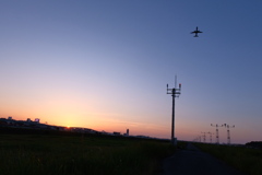 夕刻、離陸直後の風景　福岡空港