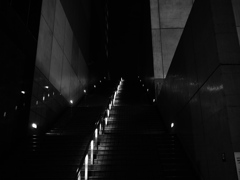 闇の階段
