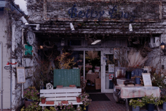 一体何を売っている店なんだろうか