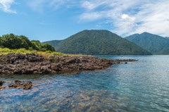 本栖湖溶岩帯