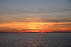 空、夕焼け、海のグラデーション