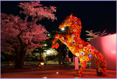 十和田市官庁街「馬と桜2」