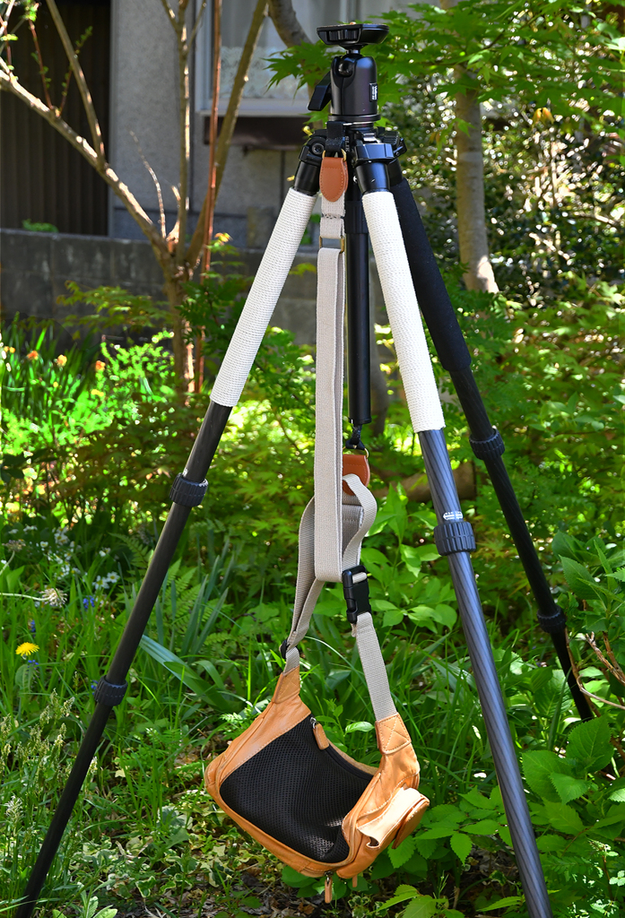 全体像　「三脚用吊りバンド＆滑り止め」