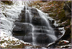 ＠　　九段の滝