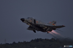 百里基地　ナイト