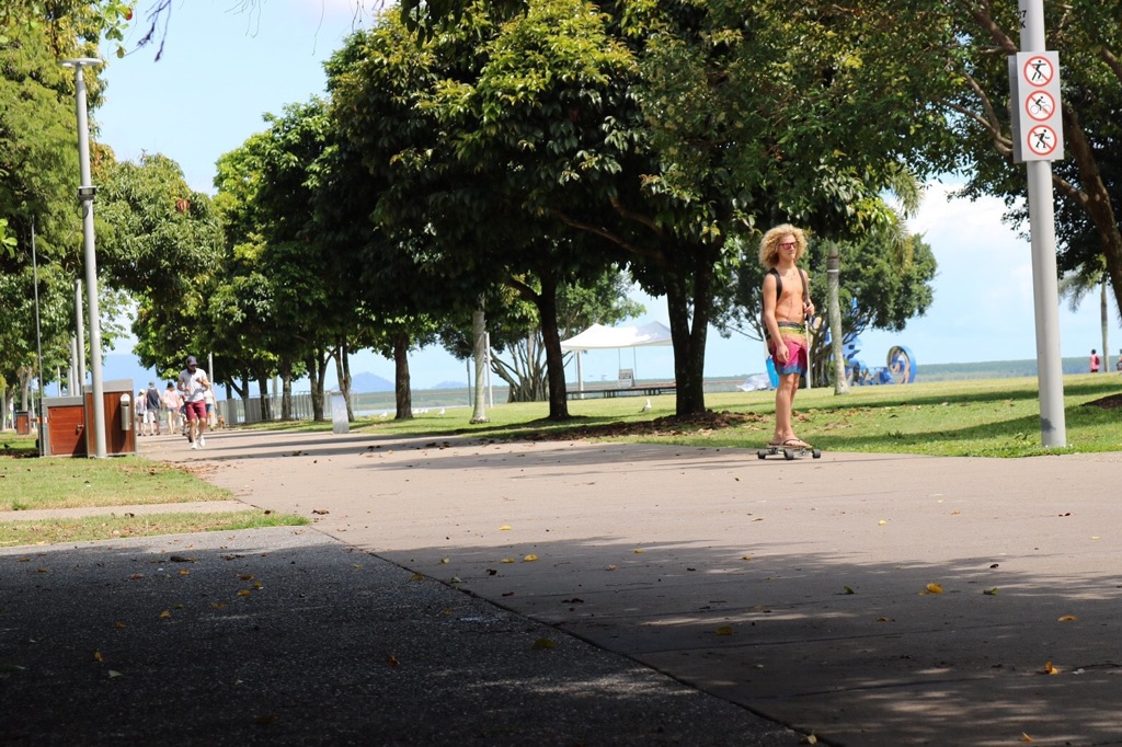 09BE032A-1022-4E75-8A11-AD6119BDEC31