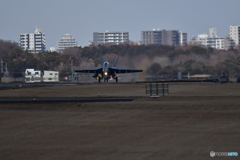 厚木基地より