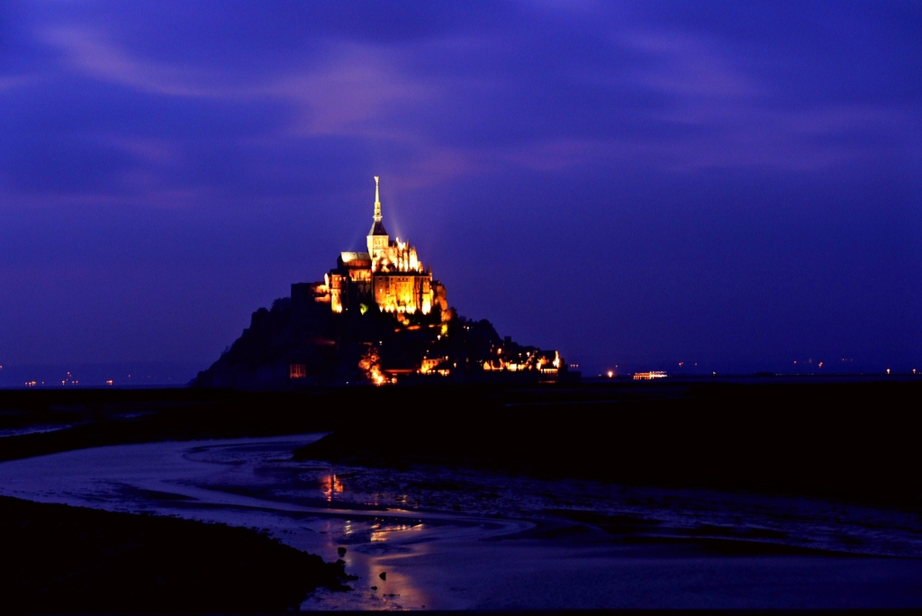 モンサンミッシェルの夜景