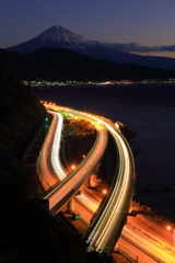 富士と光跡