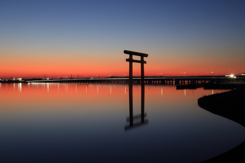 神々しい鳥居