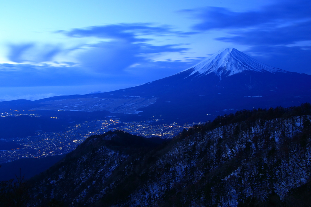 夜明けの富士