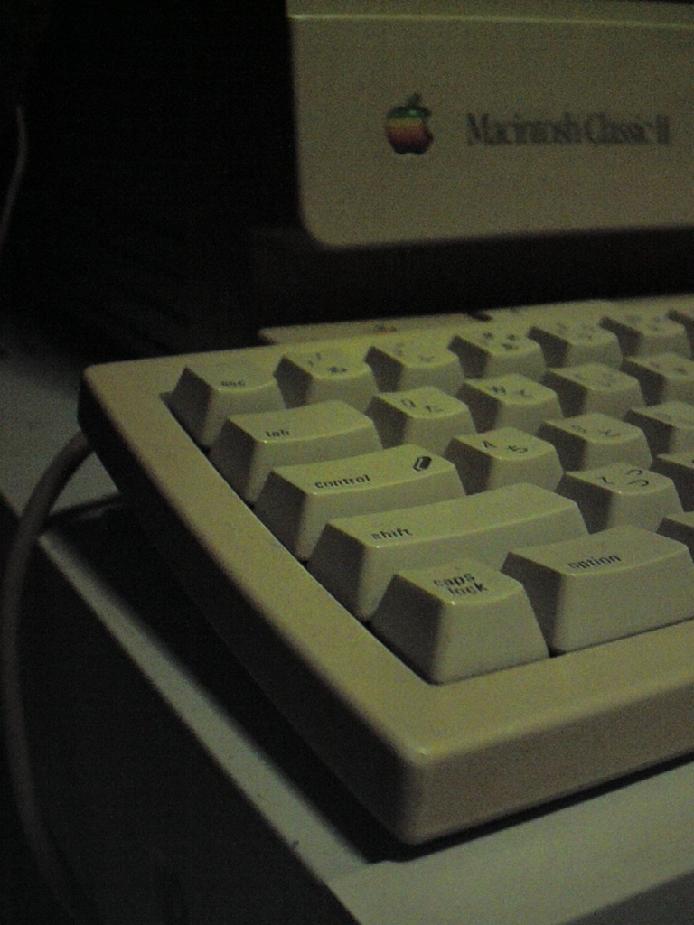 Apple Keyboard II 1 HDC-303X