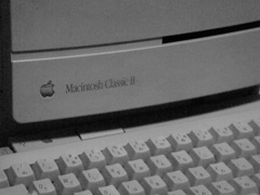 Macintosh Classic II 1 DSC-T77