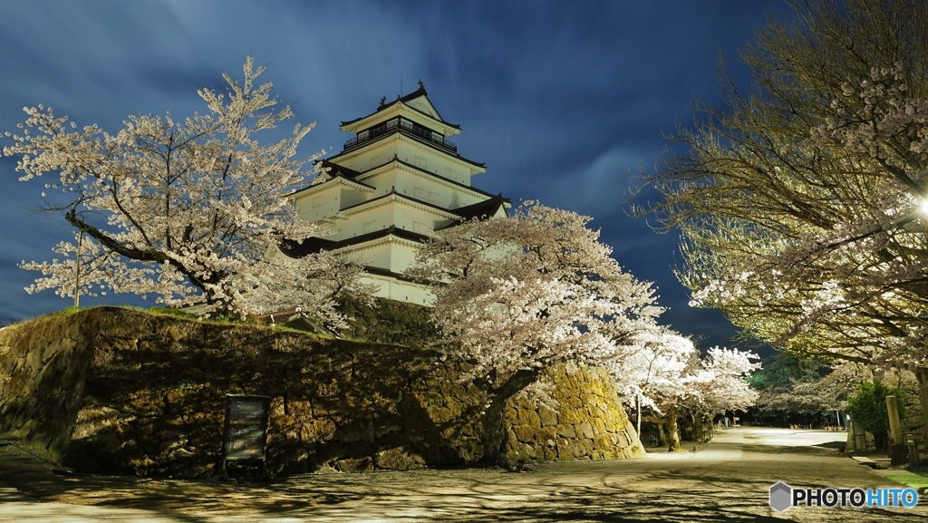 満月の夜の鶴ヶ城