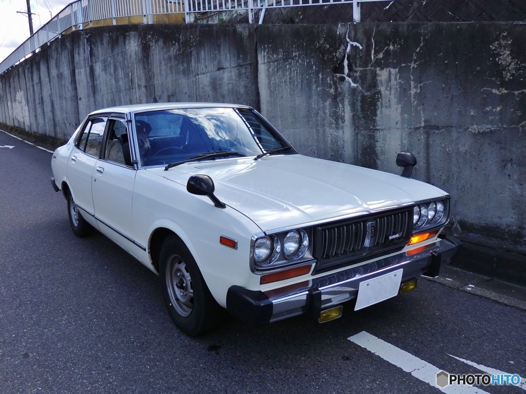 懐かしの車　４