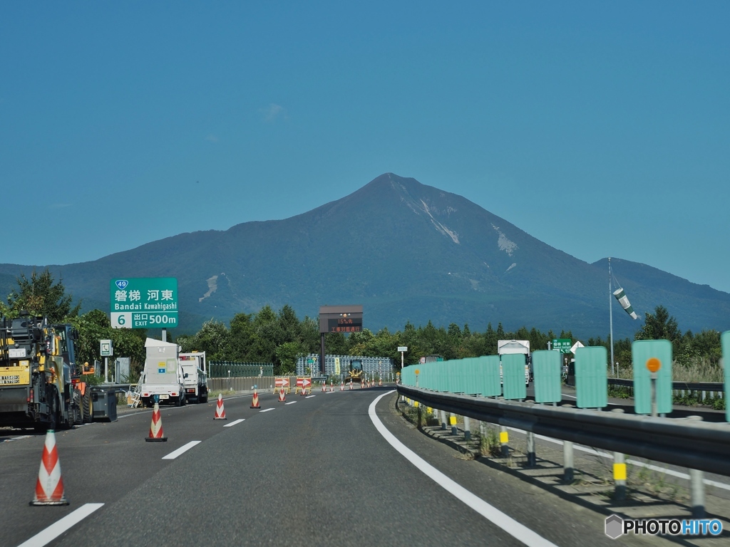 助手席から、磐梯山
