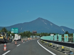 助手席から、磐梯山
