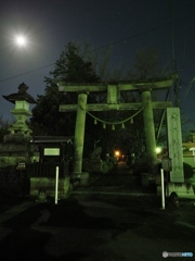 深夜の神社