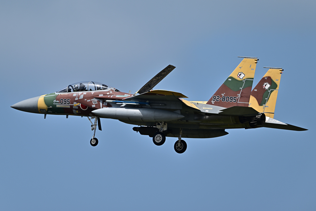 2025AGGRESSOR_92-8095_08