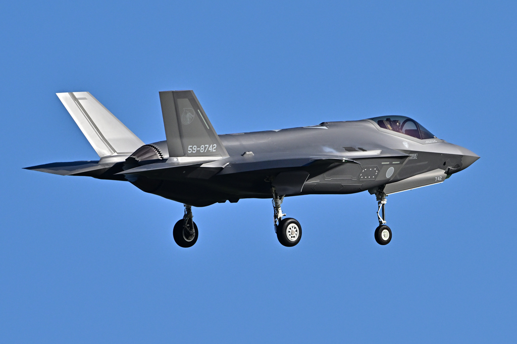 2025_303SQ・F35A_59-8742_12