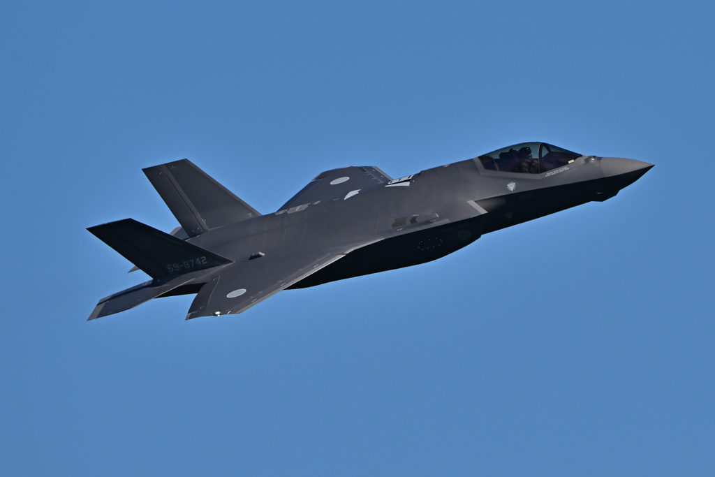 2025_303SQ・F35A_59-8742_07