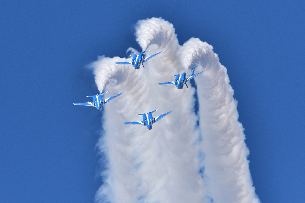 2019築城基地航空祭～休憩・青空とブルーインパルス②～