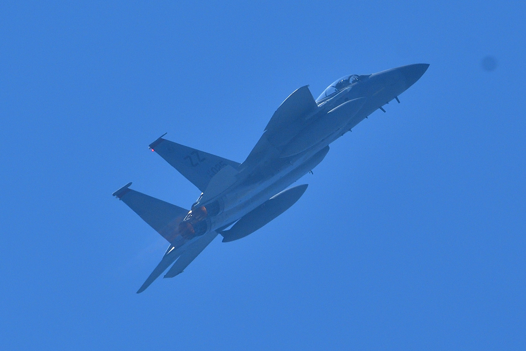 嘉手納基地Ｆ-１５と小松基地機合同訓練（４）