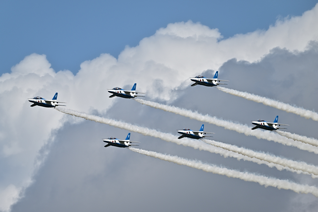 小松基地航空祭ブルーインパルス飛ぶ_②
