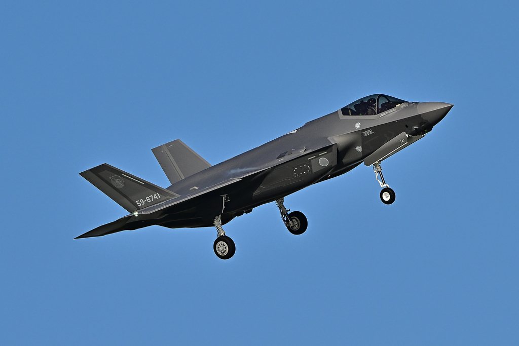2025_303SQ・F35A_59-8741_06