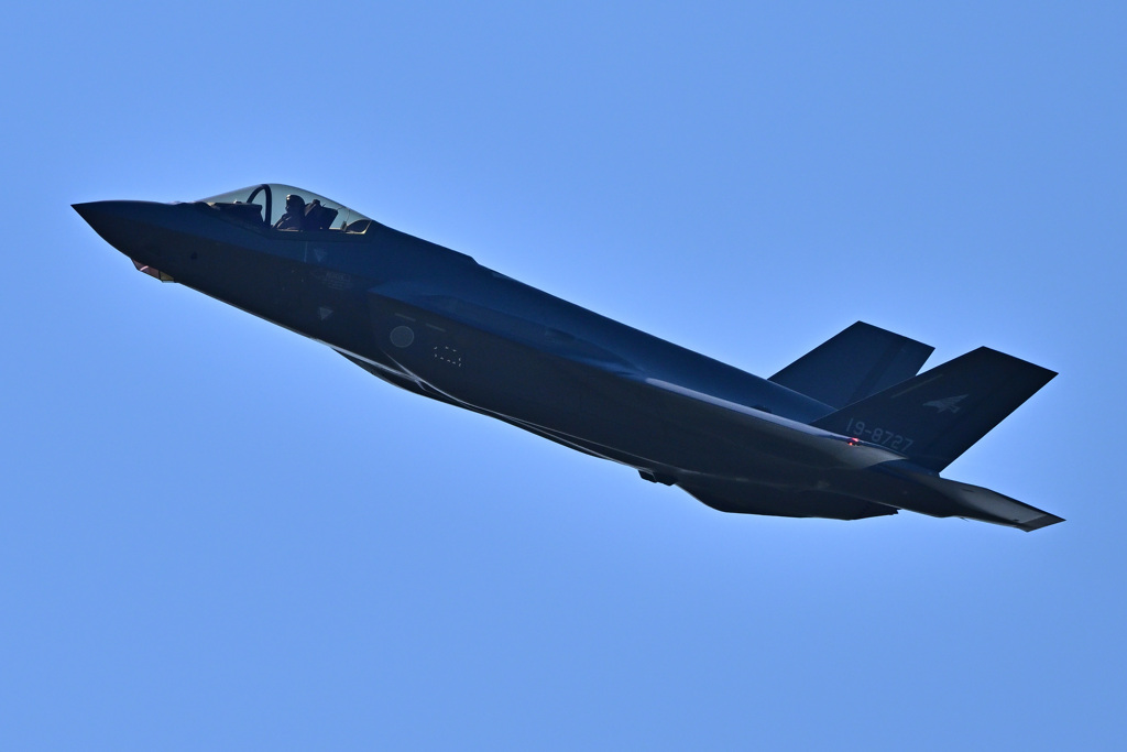 今度はＦ３５との合同訓練始まる_05