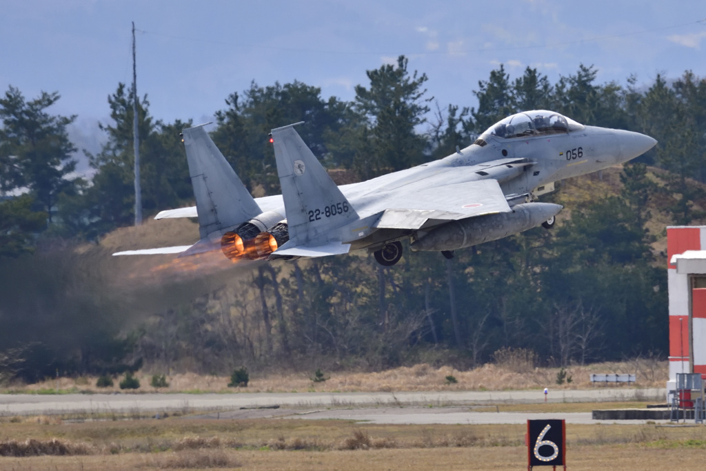 ３０３ｓｑファイティングドラゴン（１）