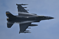 Ｆ-１６ファイティングファルコン_02