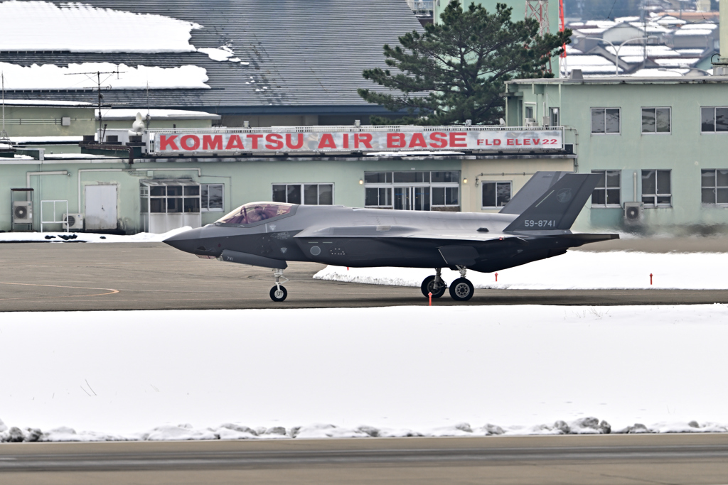 2026_303SQ_F35A_59-8741_01