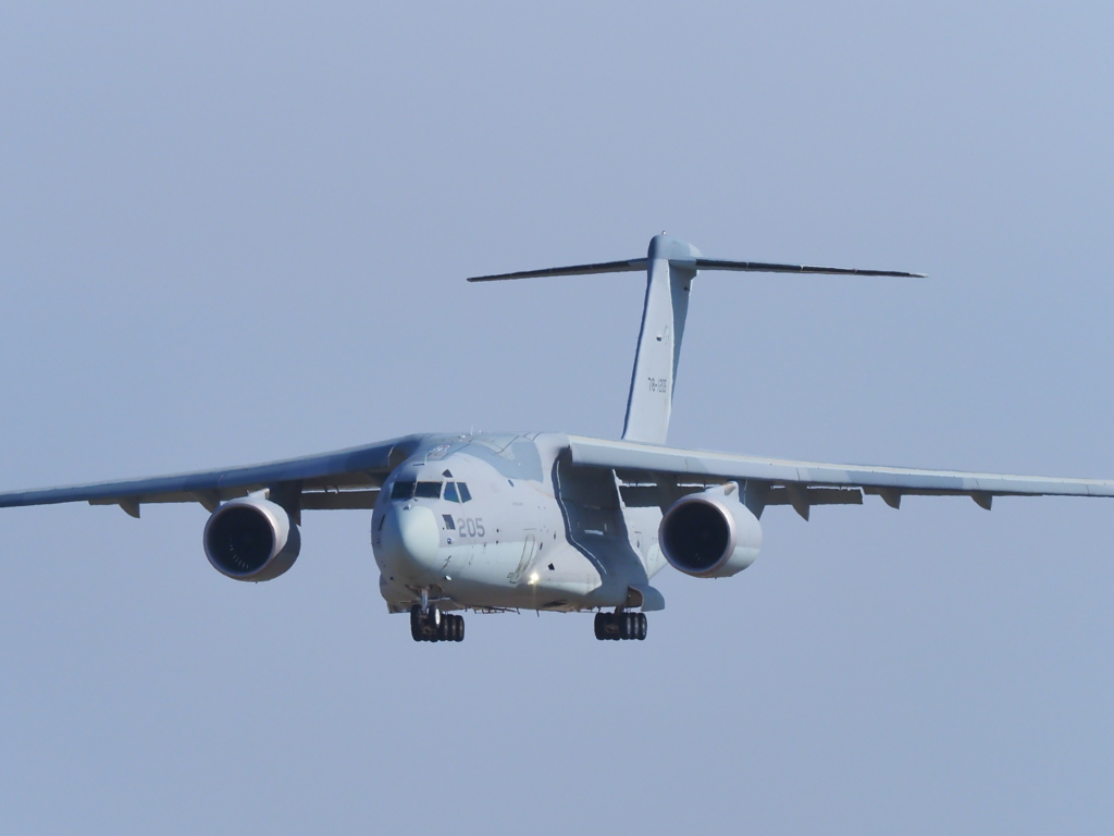 2018小牧基地オープンベースにＣ－２飛来（１）