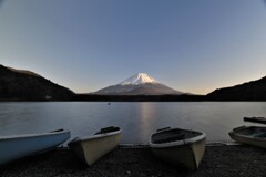 精進湖の富士山