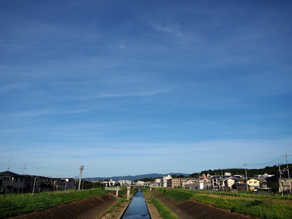 待ちわびた 秋の訪れ 空の青