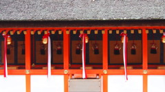 鈴光る 神の御前 身を正す